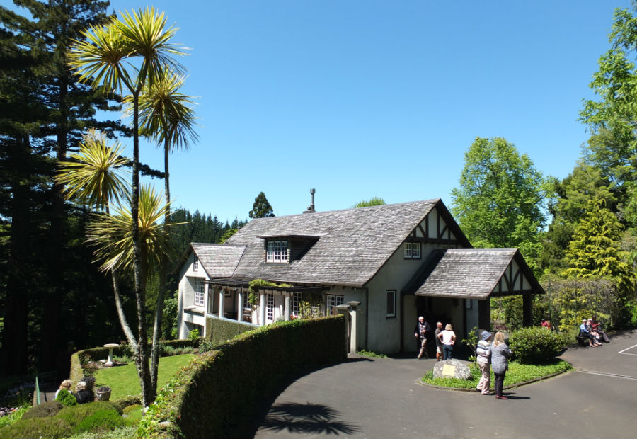 Photo of the Chapman-Taylor designed house at Tūpare 